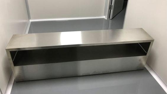 Cross Over Bench - Cleanroom